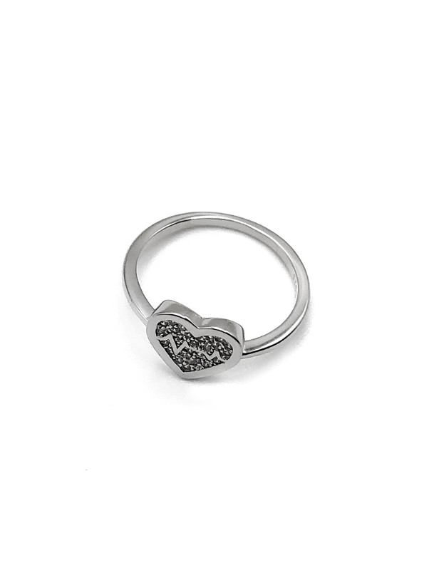 Anillos plata corazon con enjoye y electrocardiograma en centro