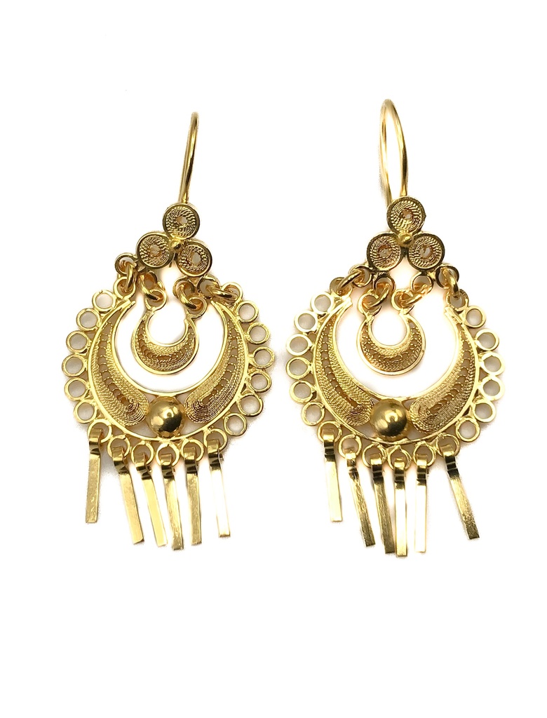 Aretes candonga mediana con baño de oro 