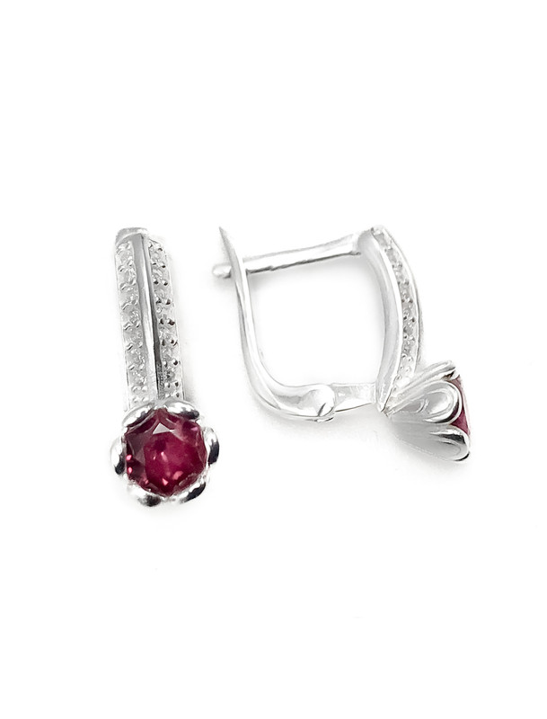 Aretes plata flor circon fucsia con broche de patente