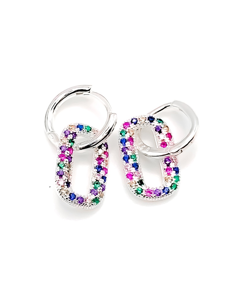 Aretes plata huggie liso con colgante rectangular de piedras multiculor