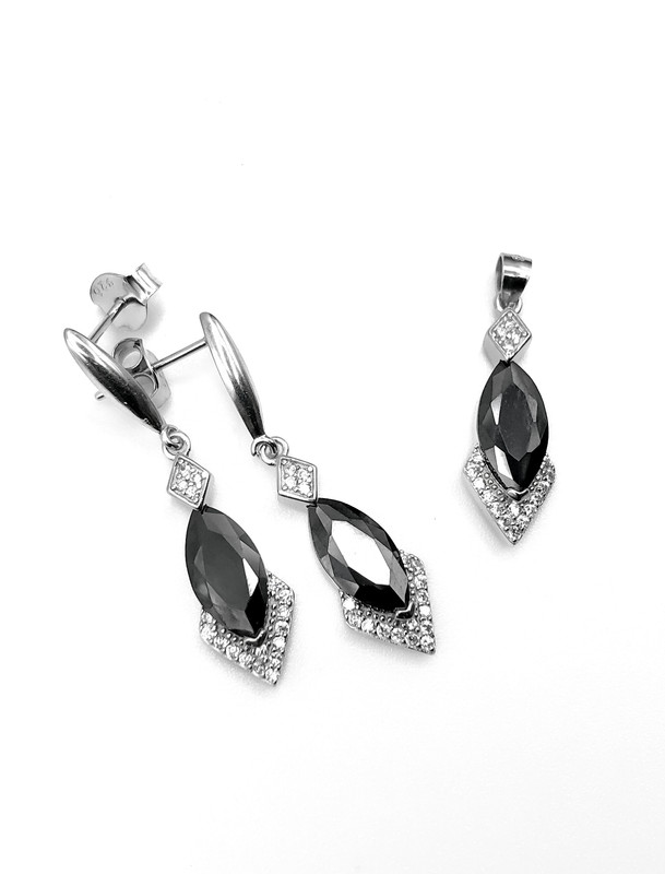 Juegos plata oval piedra negra a presion