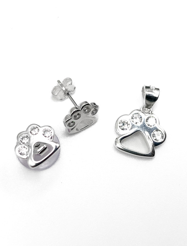 Juegos plata huellita lisa con circon blanco a presion