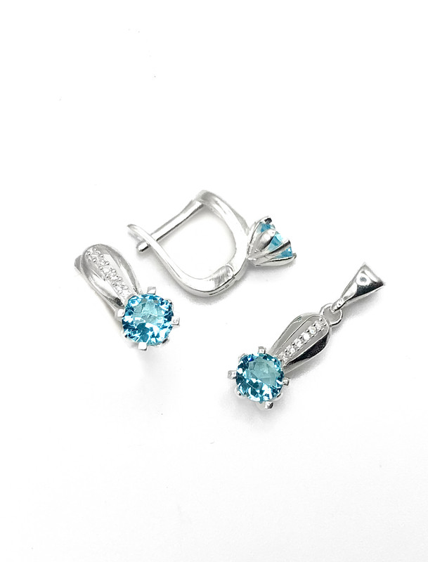 Juegos plata redondo circon celeste tira ovalada patente