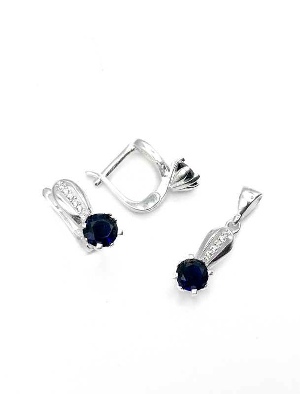 Juegos plata redondo circon azul tira ovalada patente