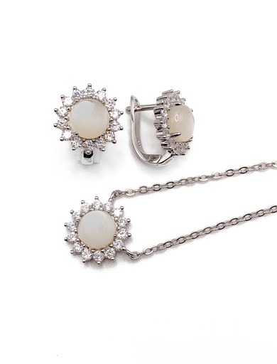 [S0270] Juegos plata triangular con perla baguette patente